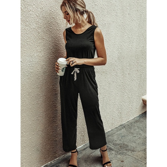 Casual Drawstring Waist Black Jumpsuit - Picture 2 of 9